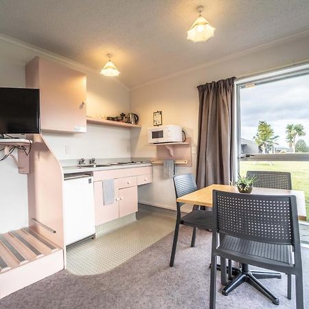 Fiordland National Park Lodge Te Anau Downs Esterno foto