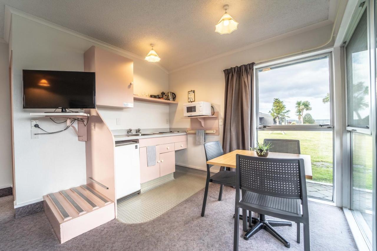 Fiordland National Park Lodge Te Anau Downs Esterno foto