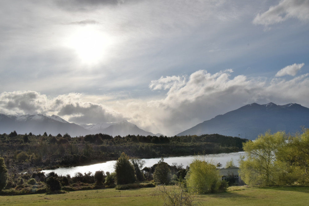 Fiordland National Park Lodge Te Anau Downs Esterno foto