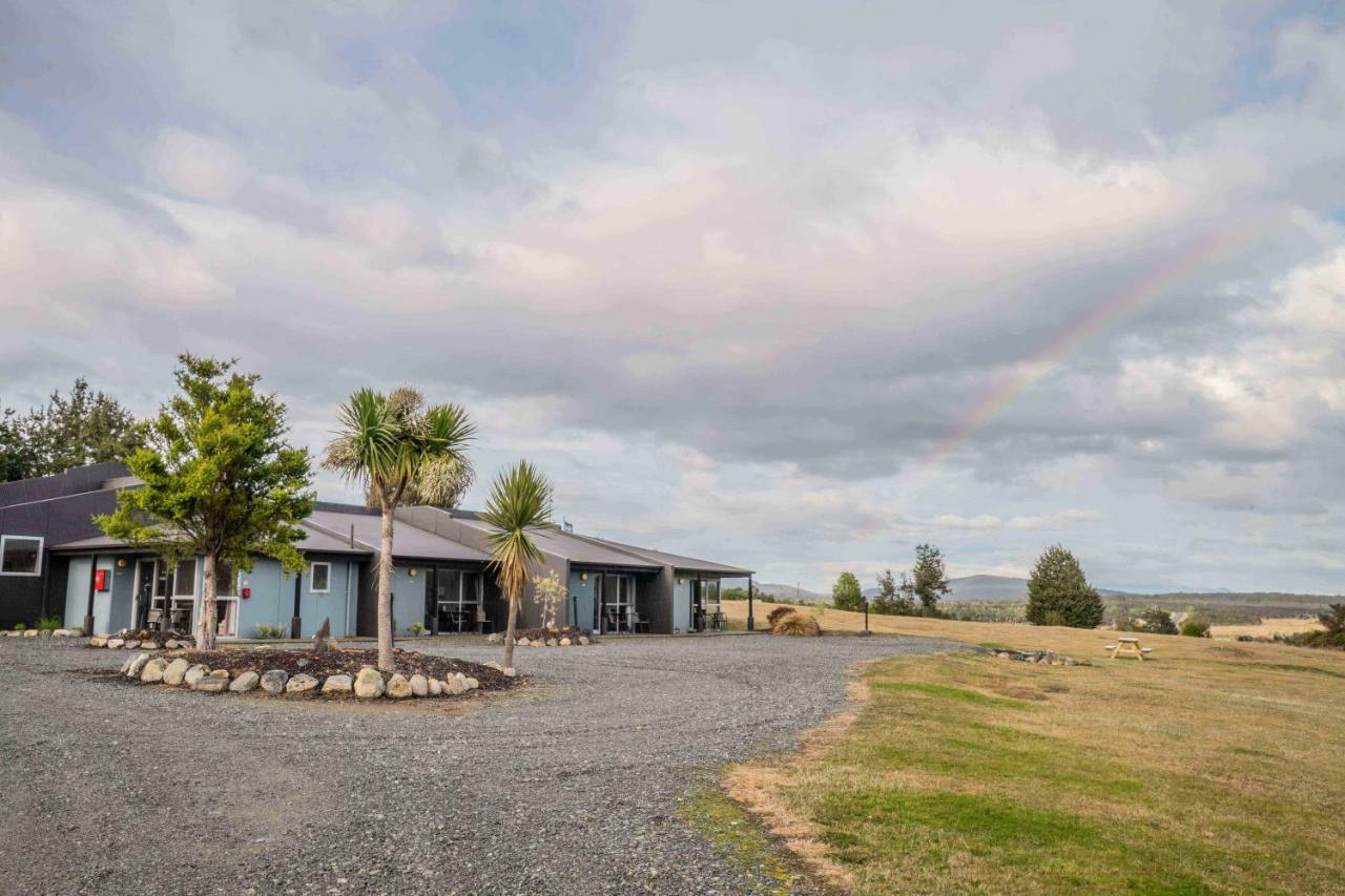 Fiordland National Park Lodge Te Anau Downs Esterno foto